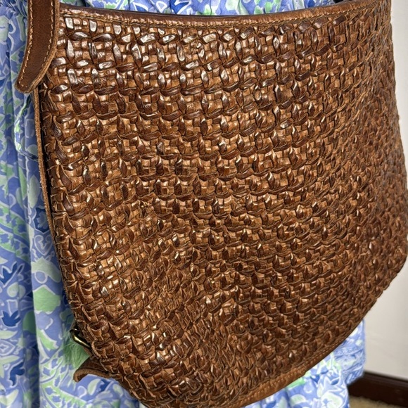 Beautiful Brown Leather Woven Crossbody Bag Made In India BRN7553C - Picture 2 of 14